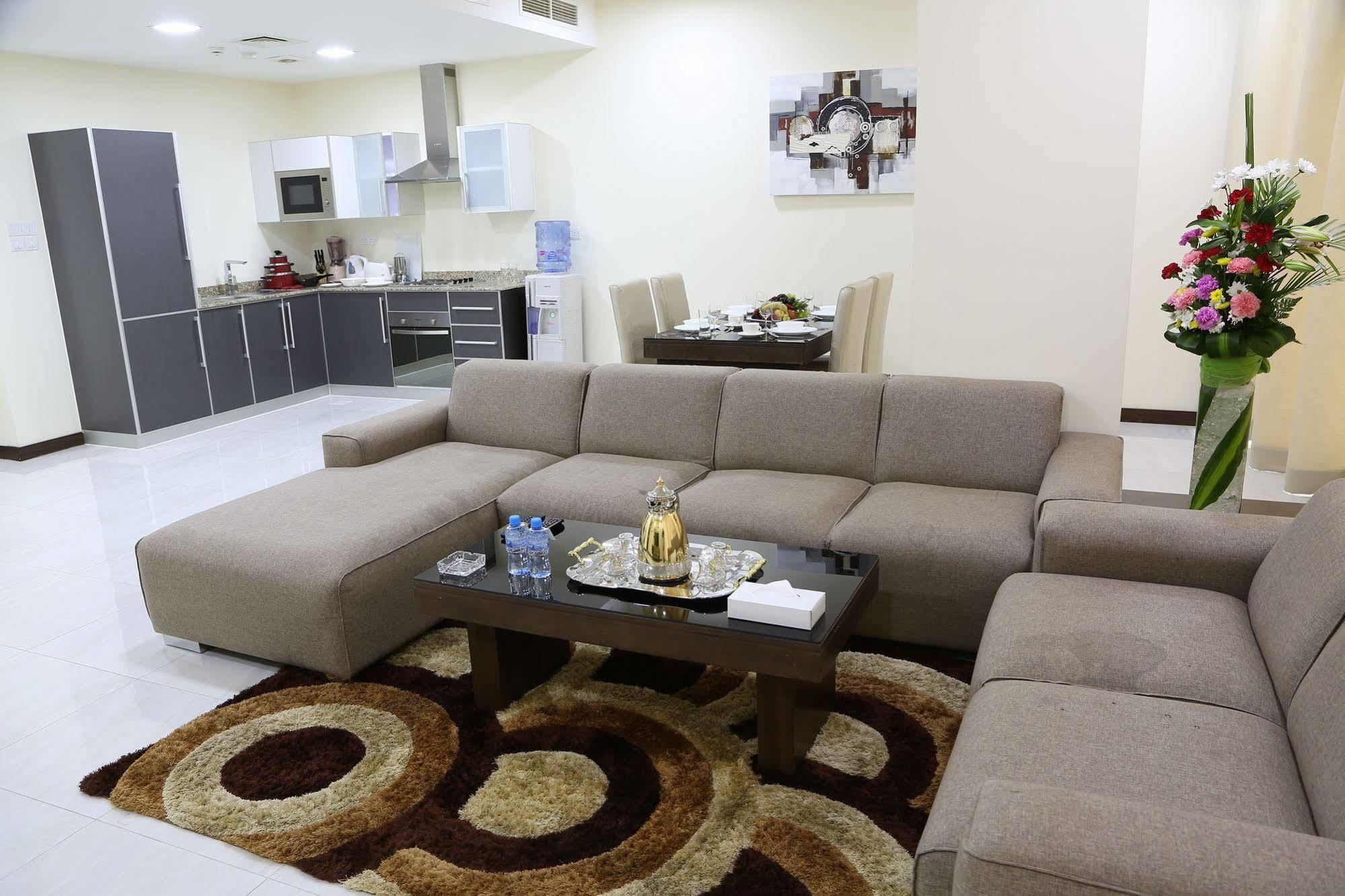 Belle Tower Luxury Apartments Manama Exterior photo