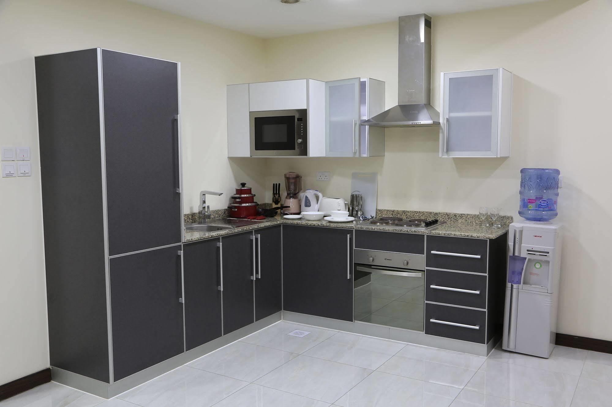 Belle Tower Luxury Apartments Manama Exterior photo